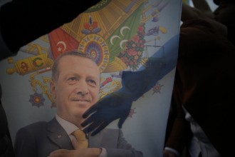 Congratulazioni a Erdogan e ai “nostri” amici dittatori