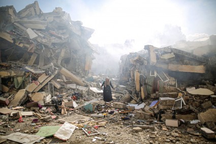 Gaza, foto Mustafa Hassouna /Anadolu via World Press Photo 2024
