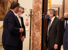 Mario Draghi con Maurizio Landini e Pierpaolo Bombardieri a palazzo Chigi