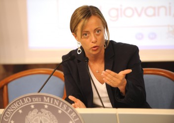 La storia politica di Giorgia Meloni in 10 foto - Primopiano ...